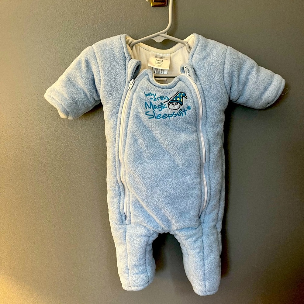 Baby Merlin’s Magic Sleep Suit, Sz Sm